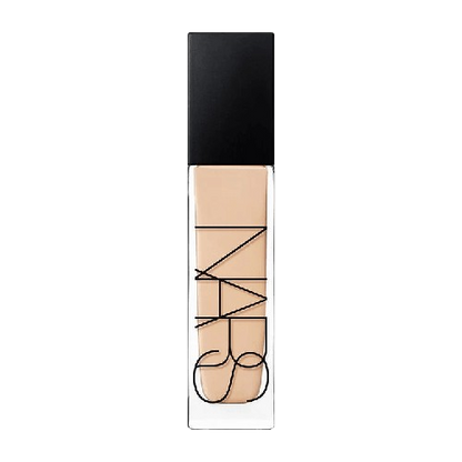 Natural Radiant Longwear Foundation