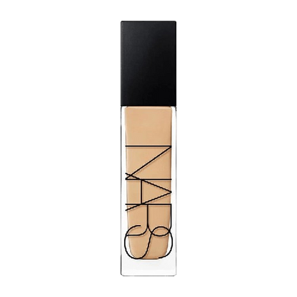 Natural Radiant Longwear Foundation